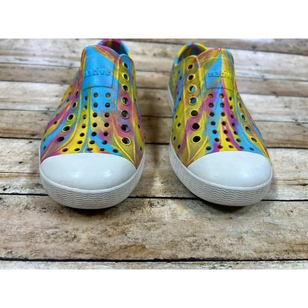 Native Shoes Jefferson Shoes Kids Size C10 Rainbow Tie Dye Slip On Water Beach